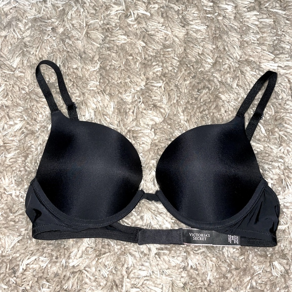 NWOT Black Victorias Secret Push-up Bra